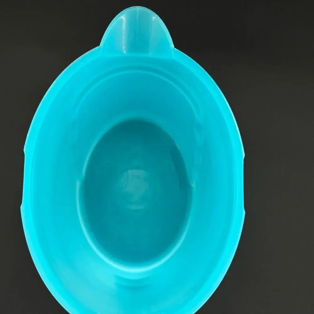 Tupperware Pitcher 1 Gallon Impressions 4 Quart Without Lid Light Blue Fridge
